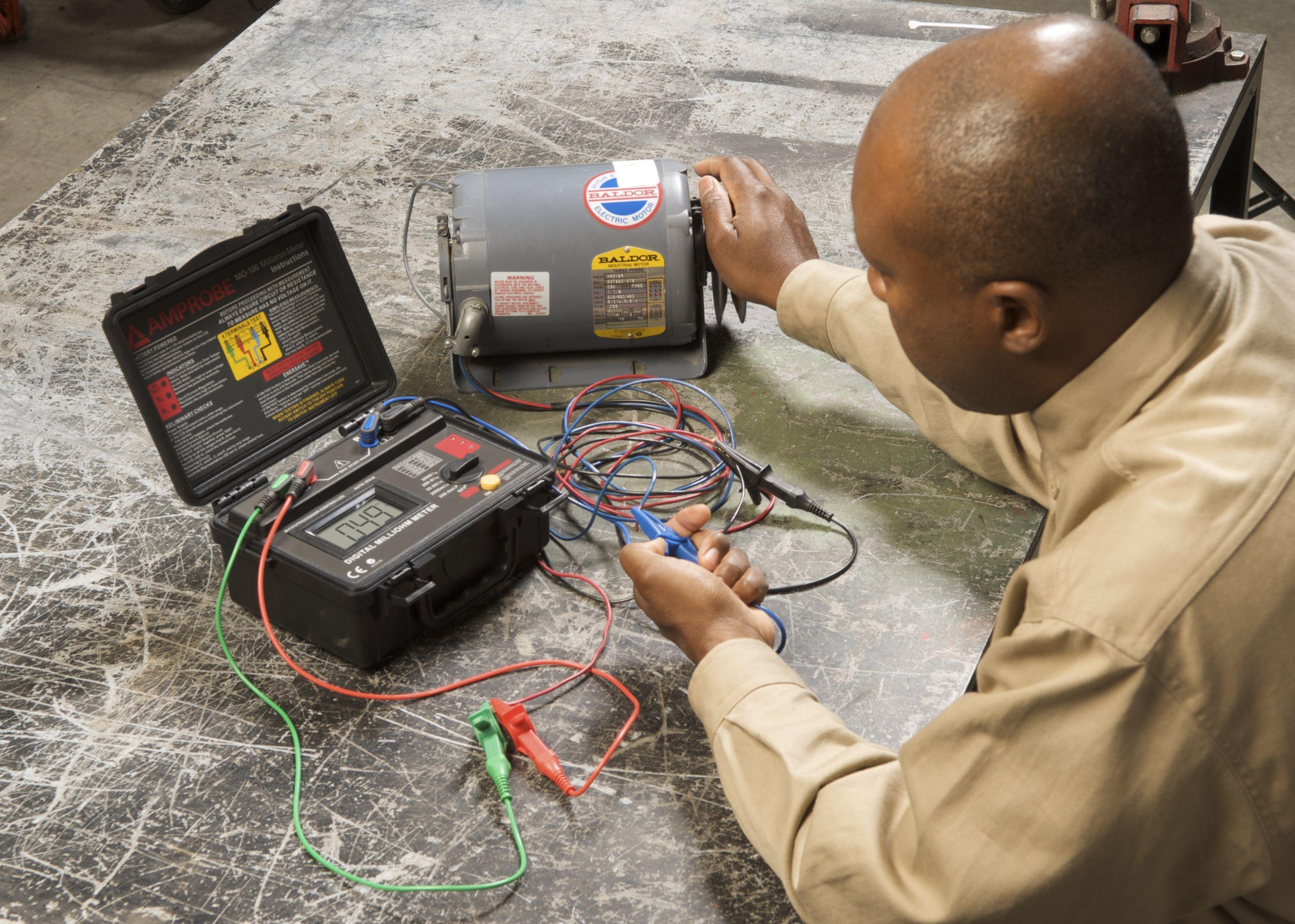 Amprobe® TIC-300-PRO Non-Contact High Voltage Detector, 30 to 1500/1500 to 122000 V AC, LED Indicator