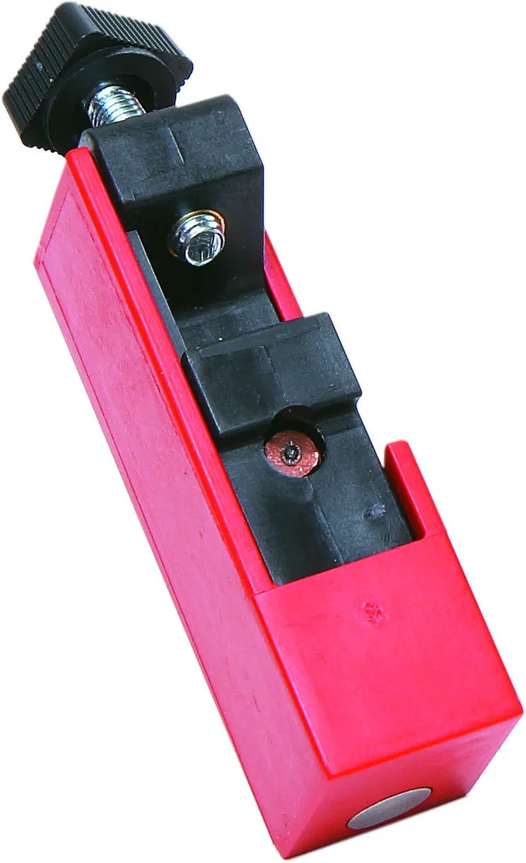 IDEAL® 44-764 Electrical Lockouts