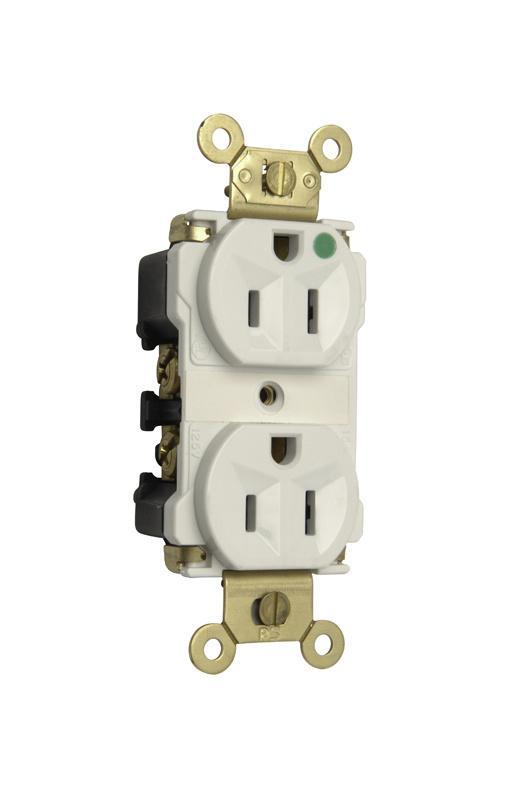 Pass & Seymour® 8200WMRI Straight Blade Receptacles