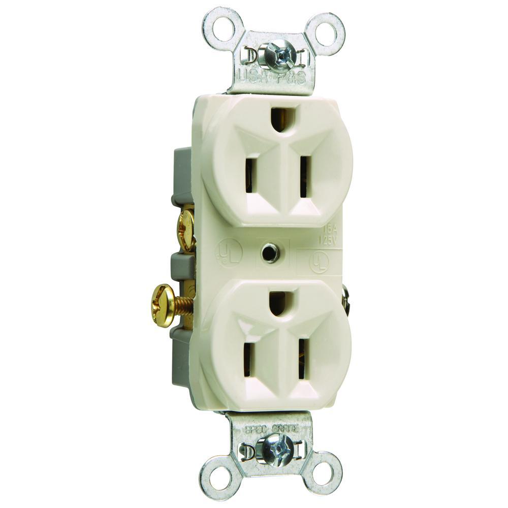Pass & Seymour® CR15LA Straight Blade Receptacles