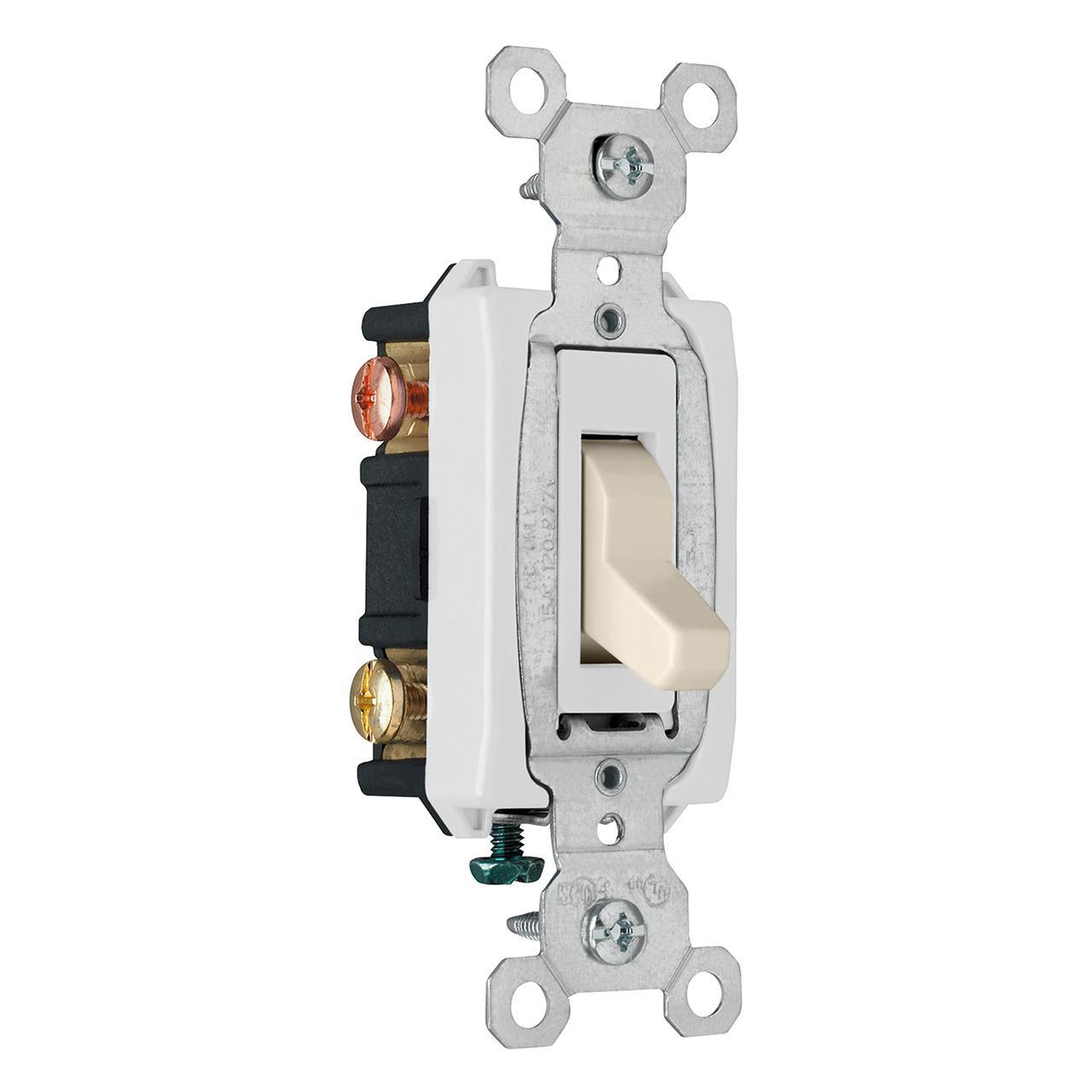 Pass & Seymour® CS15AC3LA Toggle Switches