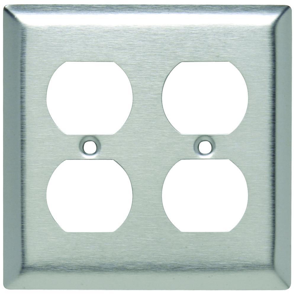 Pass & Seymour® SL82 Standard Wallplates