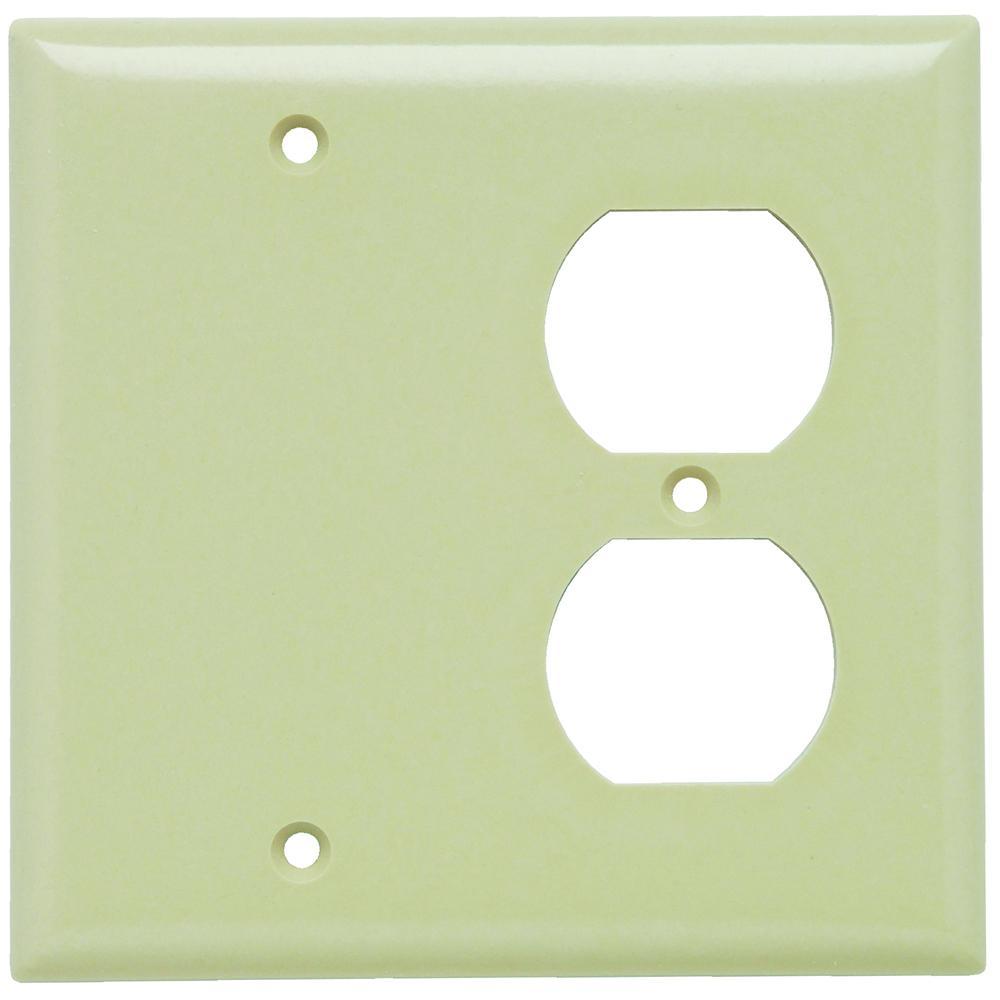 Pass & Seymour® SP138I Combination Wallplates