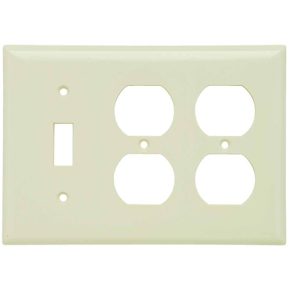 Pass & Seymour® SP182LA Receptacle Wallplates