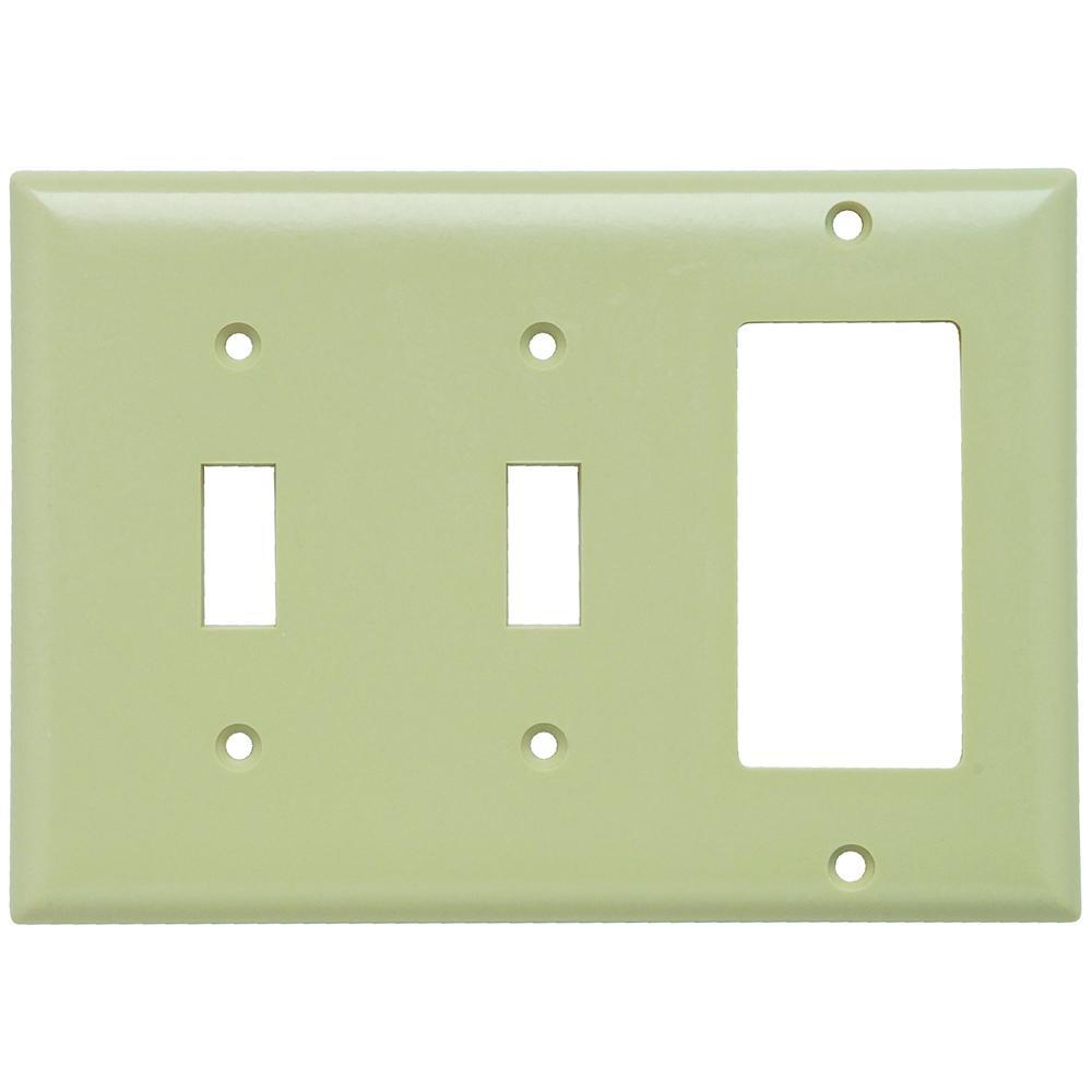 Pass & Seymour® SP226I Combination Wallplates
