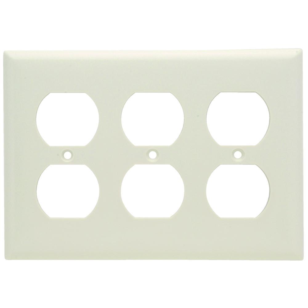 Pass & Seymour® SP83LA Receptacle Wallplates