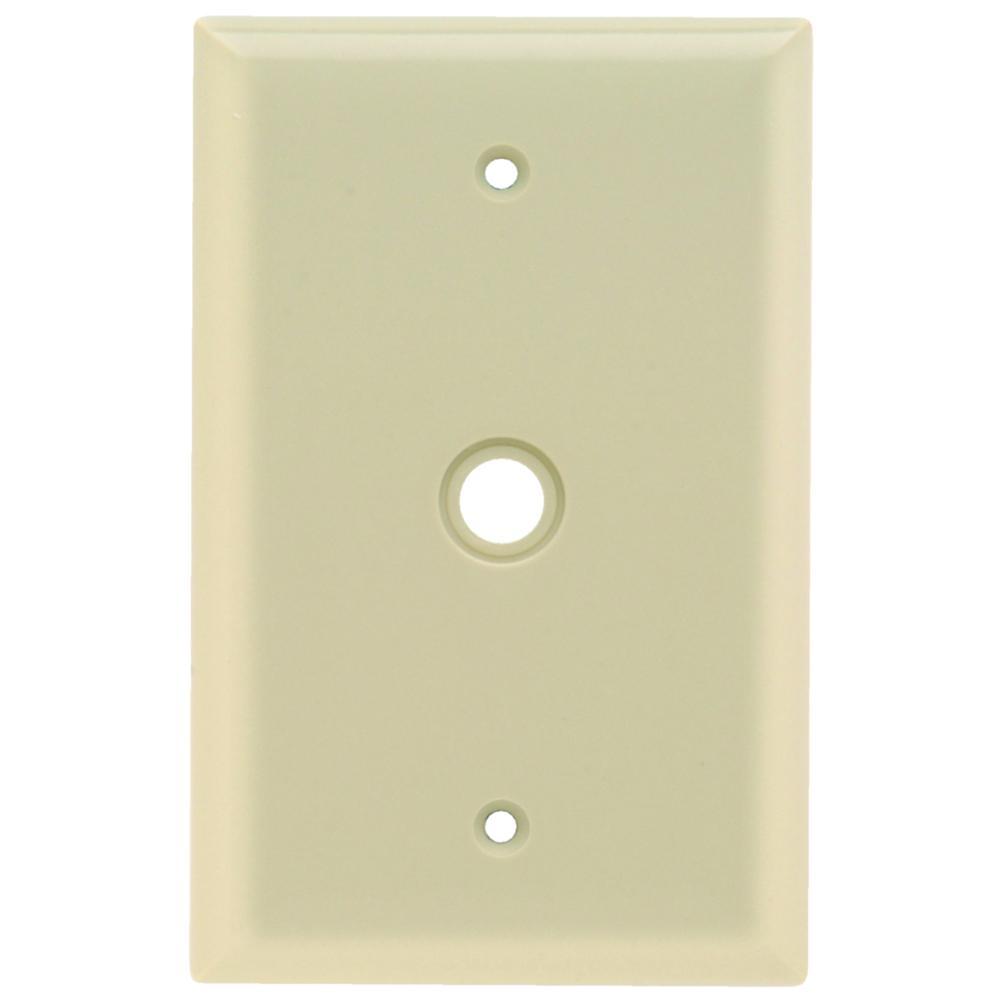 Pass & Seymour® SPJ11I Coax/F-Connector Wallplates