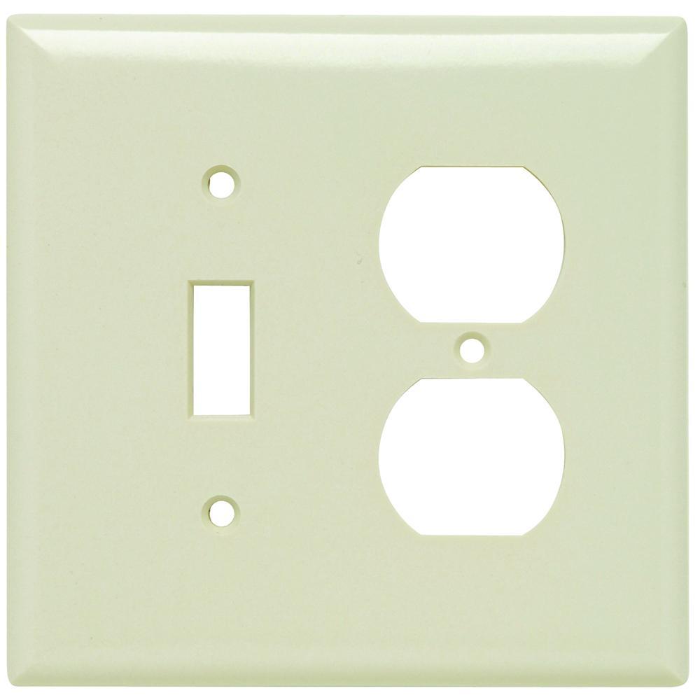 Pass & Seymour® SPJ18LA Combination Wallplates