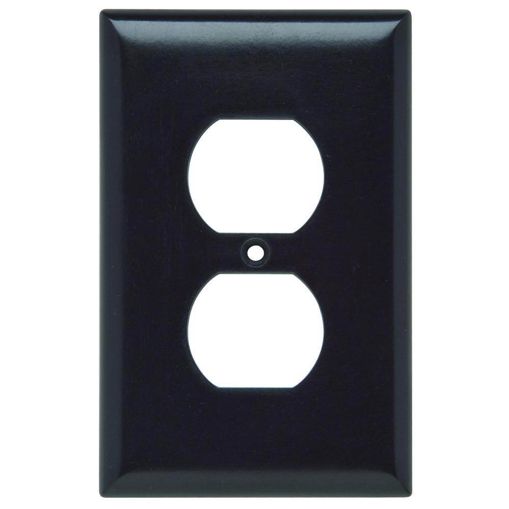 Pass & Seymour® SPJ8 Receptacle Wallplates