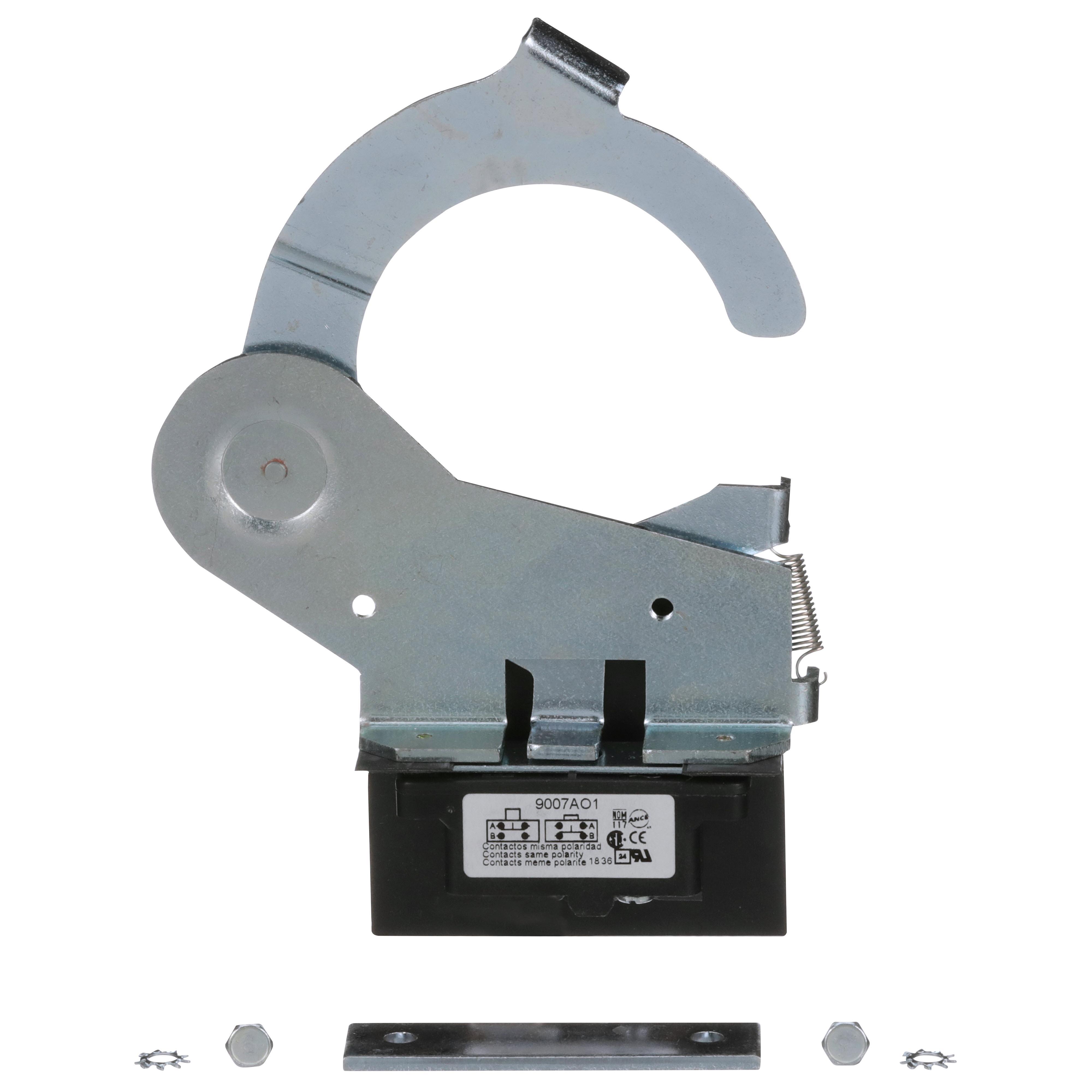 Square D™ EIK40601 Safety/Disconnect Interlock Kits