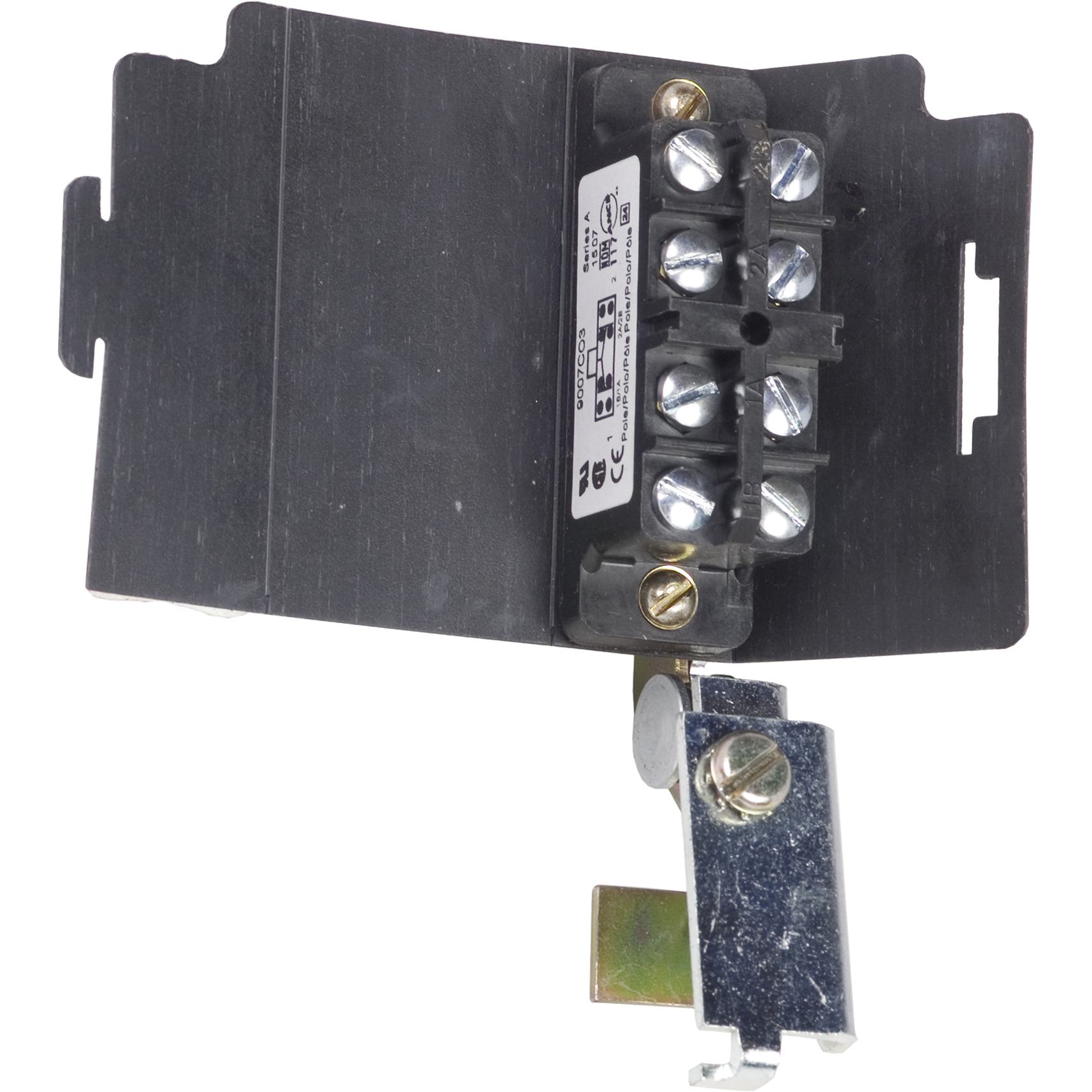 Square D™ EK3002 Safety/Disconnect Interlock Kits