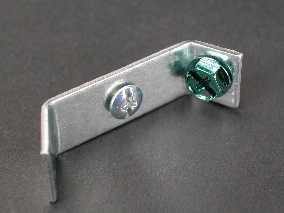 Wiremold® 2409 2-Channel Grounding Clamp, For Use With Plugmold® V2400, 2400D 600 V AC Raceway System, Steel
