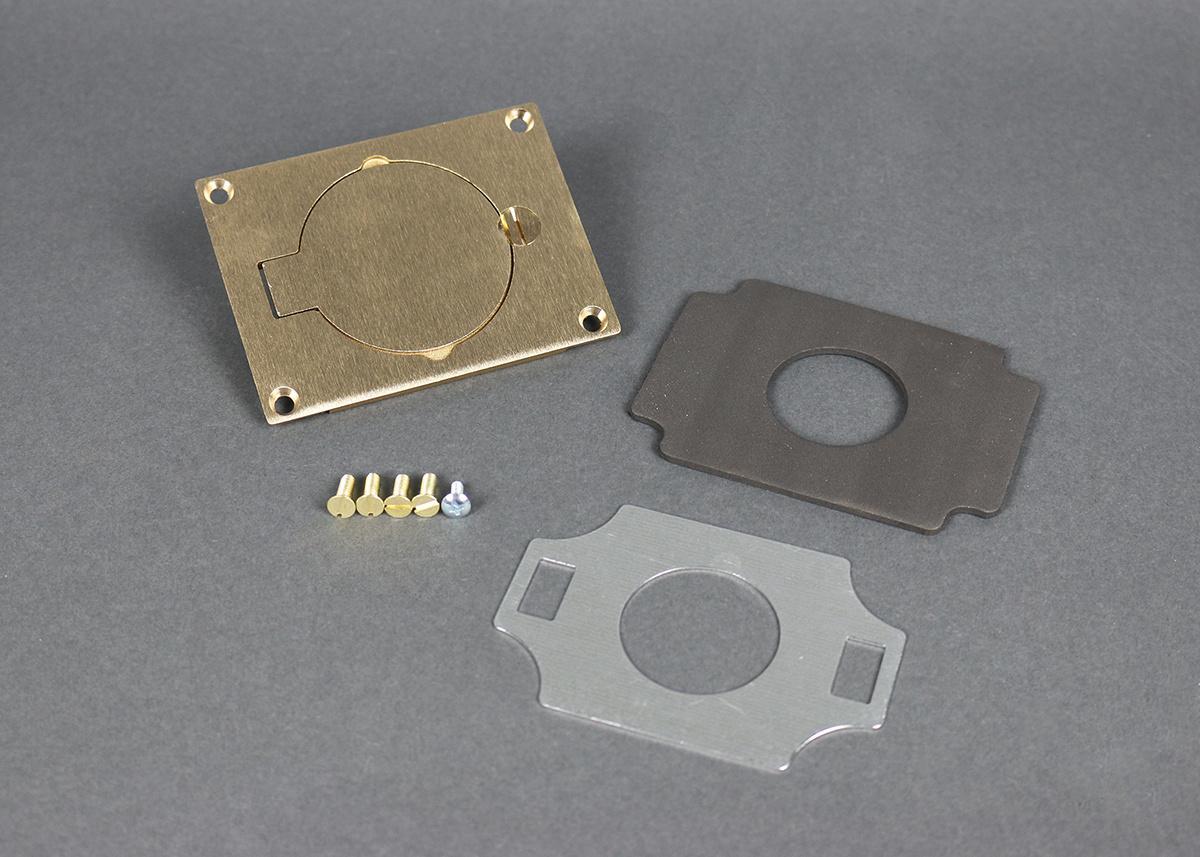 Wiremold® Omnibox™ 828DLR Assembled Non-Metallic Single Lock Cover Plate, 4-3/16 in L x 3-1/8 in W, Brass