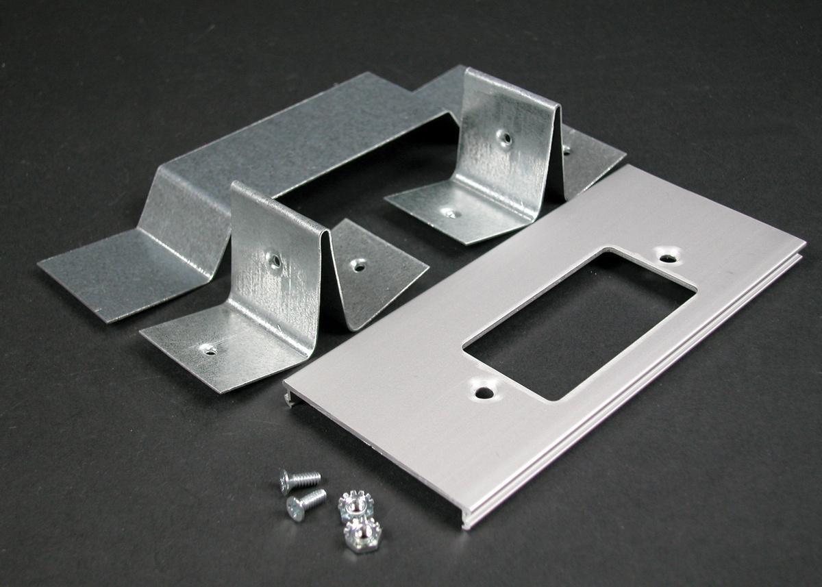 Wiremold® AL3346GO 1-Channel Offset GFCI Rectangle Cover Plate, For Use With AL3300 Series Raceway, Aluminum, Gray