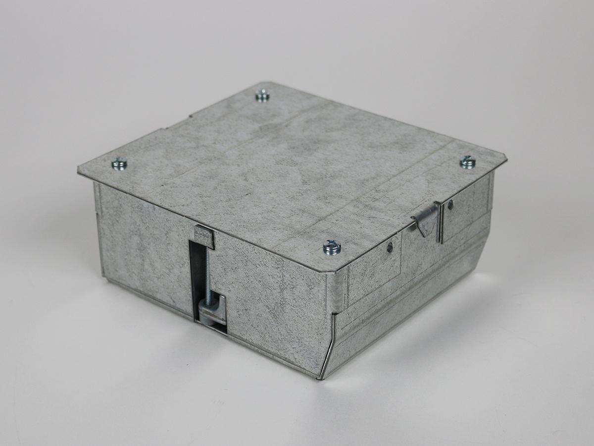 Wiremold® CAF3 Shallow Floor Box, Steel, 20 cu-in Capacity, 4 Outlets, 7-1/2 in L x 6-1/2 in W x 3 in H