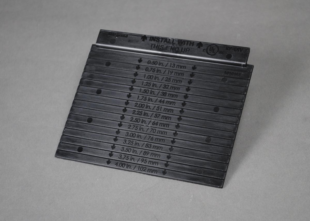 Wiremold® RP-DIV Floor Box Divider, Steel, For Use With Ratchet-Pro™ Floor Box