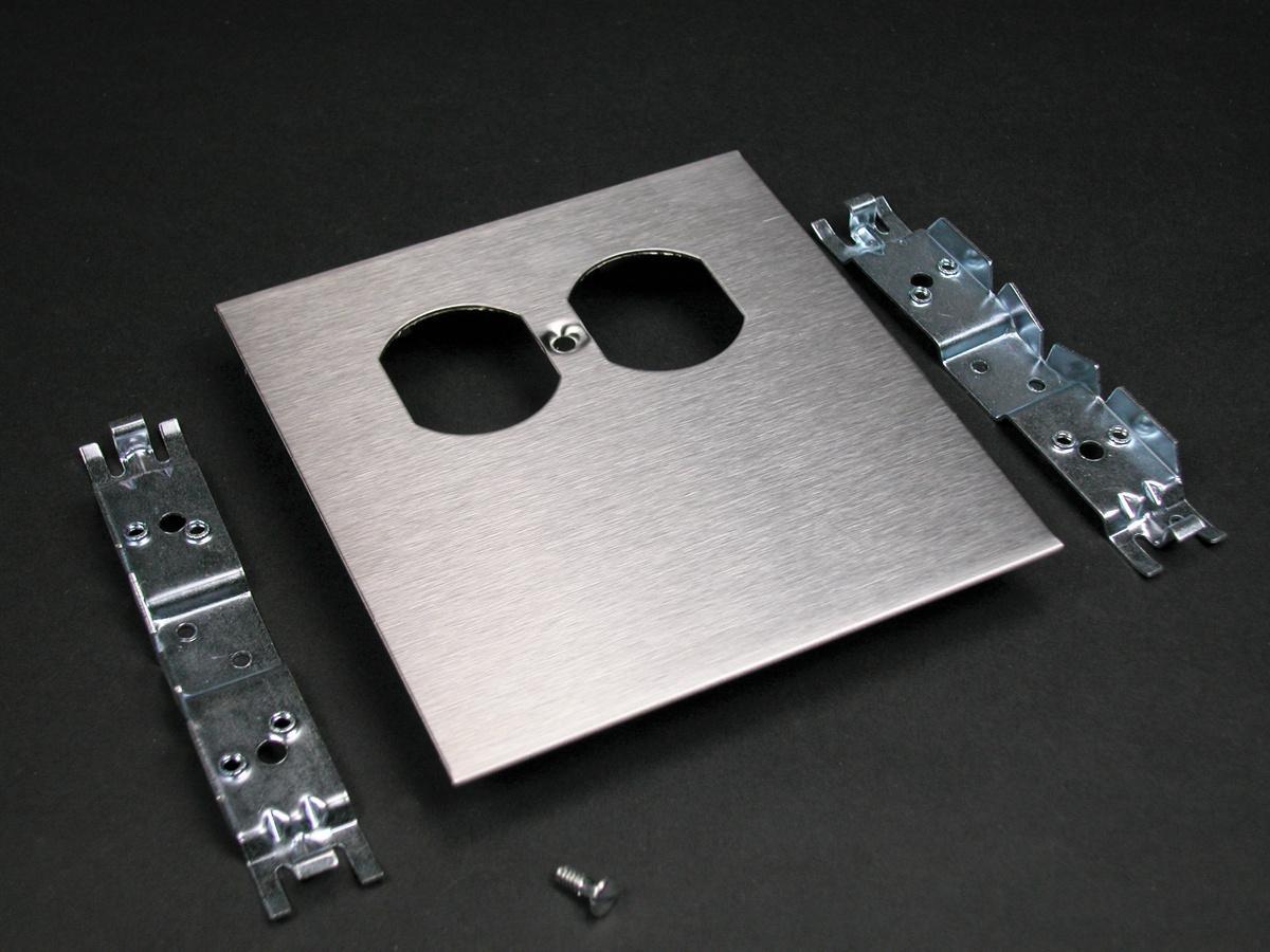 Wiremold® S4048B Duplex Receptacle Cover, For Use With S4000 Series Raceway, Steel