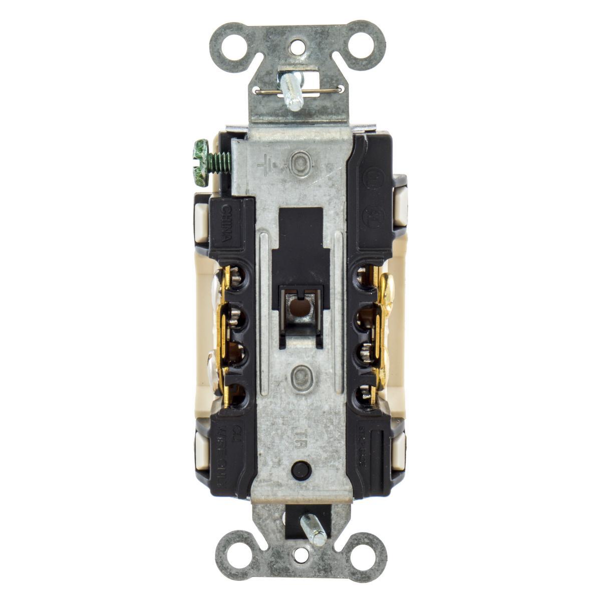 Hubbell Wiring Device-Kellems DR15LATR Straight Blade Receptacles