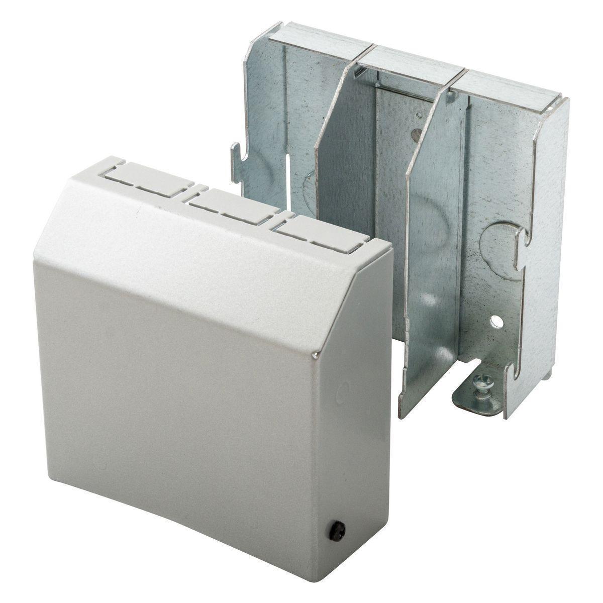 Hubbell Wiring Device-Kellems FloorTrak® Pro HBLFMWRA Low Profile Wall Feed Box, 2.48 in L x 4-1/2 in W x 4.71 in H, Steel, Aluminum