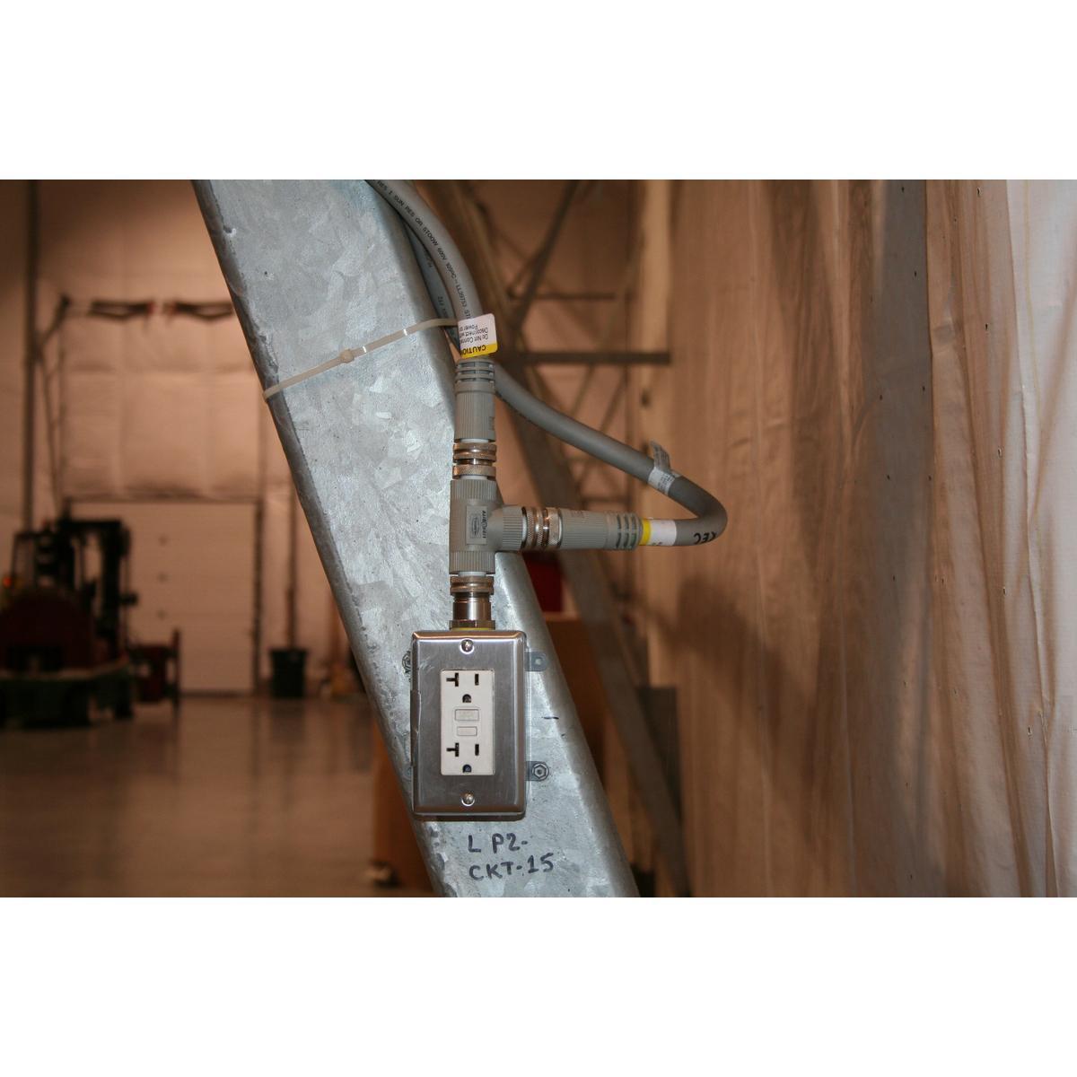 Hubbell Wiring Device-Kellems TX2304002304T00 Quick Connect Splitters & Tees